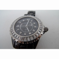 J12 BLK diam numb CER/CER 02