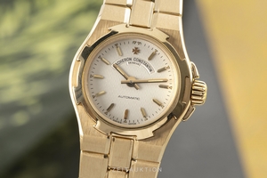 Vacheron & Constantin Overseas 18 ct gold automatic Kal. 1056 Ref. 12050-16050