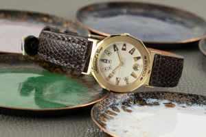 Corum Admirals Cup 18 ct gold quartz Ref. 39.930.56