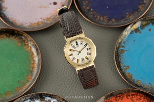 Corum Admirals Cup 18 ct gold quartz Ref. 39.930.56