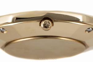 Corum Admirals Cup 18 ct gold quartz Ref. 39.830.56