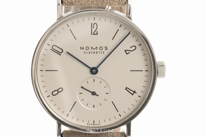 Nomos Tangente manual winding 