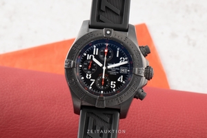 Breitling Avenger Skyland automatic M13380