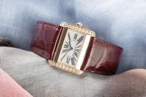 Cartier Tank Divan 18 ct gold quartz Kal. 157 Ref. 2810