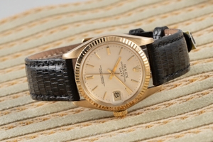 Rolex Lady Date 18 ct gold automatic Kal. 2030 Ref. 6827 VINTAGE