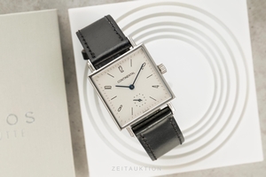 Nomos Tetra steel manual winding Kal. Alpha