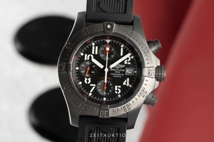 Breitling Avenger Skyland automatic M13380
