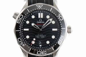 Omega Seamaster ceramic / steel automatic Kal. 8800 Ref. 210.32.42.20.01.001