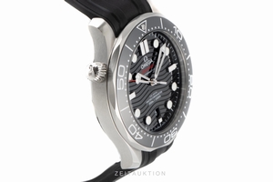 Omega Seamaster ceramic / steel automatic Kal. 8800 Ref. 210.32.42.20.01.001