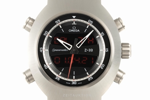 Omega Speedmaster chronograph titanium quartz Kal. 5666 Ref. 325.92.43.79.01.001, 186.2010