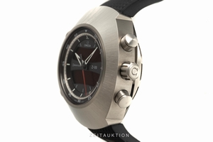 Omega Speedmaster chronograph titanium quartz Kal. 5666 Ref. 325.92.43.79.01.001, 186.2010