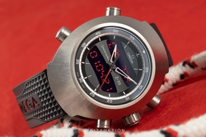 Omega Speedmaster chronograph titanium quartz Kal. 5666 Ref. 325.92.43.79.01.001, 186.2010