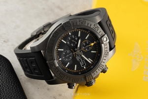 Breitling Super Avenger II automatic M13371