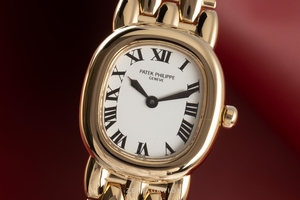 Patek Philippe Golden Ellipse 18 ct gold quartz Kal. E15 Ref. 4830/1