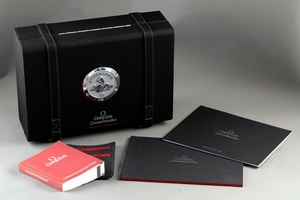 Omega Speedmaster Moonwatch chronograph steel manual winding Kal. 1861 Ref. 311.30.42.30.01.005