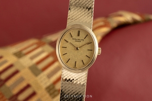 Patek Philippe Ellipse 18 ct gold manual winding Ref. 3351/1