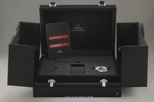 Omega Speedmaster Moonwatch chronograph steel manual winding Kal. 1861 Ref. 311.33.42.30.01.001
