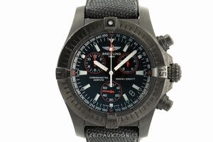 Breitling Avenger Seawolf quartz M73390