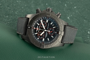 Breitling Avenger Seawolf quartz M73390