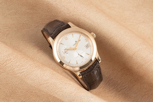 Jaeger-LeCoultre Master Control 18 ct gold automatic Kal. 975 Ref. 147.2.05.S