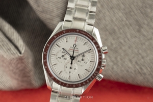 Omega Speedmaster manual winding 522.30.42.30.06.001
