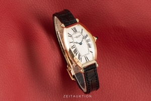 Cartier Tonneau 18 ct gold manual winding Kal. 9770MC Ref. 2671