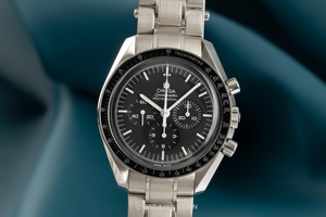 Omega Speedmaster Moonwatch chronograph steel manual winding Kal. 1861 Ref. 311.30.42.30.01.005
