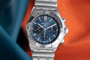 Breitling Chronomat chronograph steel automatic Kal. B01 Ref. AB0134