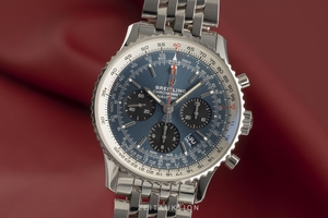 Breitling Navitimer 01 chronograph steel automatic Kal. B01 Ref. AB0121