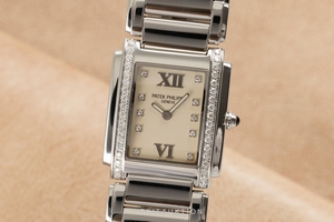 Patek Philippe Twenty 4  steel quartz Kal. E15 Ref. 4910/010A-011