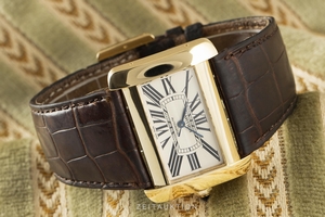 Cartier Tank Divan 18 ct gold automatic Kal. 120/381A Ref. 2603
