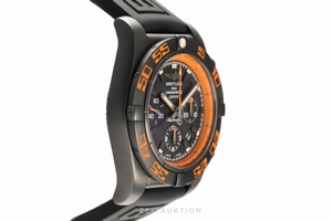 Breitling Chronomat 44 chronograph steel automatic Kal. B01 Ref. MB0111