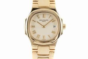 Patek Philippe Nautilus 18 ct gold quartz Kal. E19C Ref. 4700/51