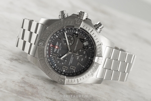 Breitling Avenger Seawolf chronograph steel quartz Kal. B73 Ref. A73390