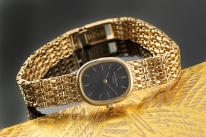 Patek Philippe Ellipse 18 ct gold manual winding Kal. 16-250 Ref. 4464/1