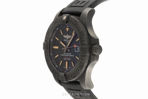 Breitling Avenger titanium automatic Ref. V17310