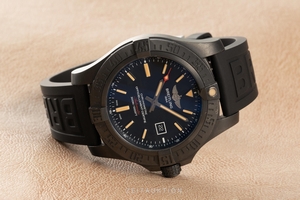 Breitling Avenger titanium automatic Ref. V17310