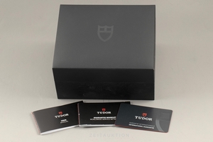 Tudor Black Bay steel automatic Kal. MT5402 Ref. 79030
