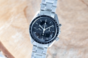 Omega Speedmaster Moonwatch chronograph steel manual winding Kal. 1861 Ref. 311.30.42.30.01.005