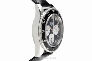 Tag Heuer Autavia chronograph steel automatic Kal. Heuer 02 Ref. CBE2110.BA0687