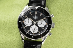 Tag Heuer Autavia chronograph steel automatic Kal. Heuer 02 Ref. CBE2110.BA0687