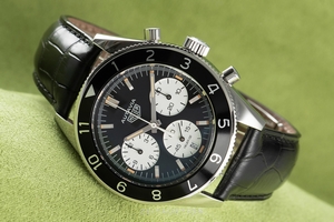 Tag Heuer Autavia chronograph steel automatic Kal. Heuer 02 Ref. CBE2110.BA0687