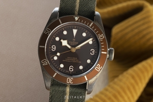 Tudor Black Bay bronze automatic Kal. MT5601 Ref. 79250B