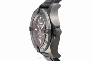 Breitling Avenger Seawolf automatic M17330