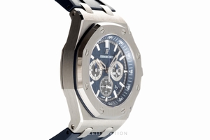 Audemars Piguet Royal Oak chronograph titanium automatic Kal. 2385 Ref. 26480TI-OO-A027CA01