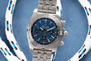 Breitling Chronomat 44 chronograph steel automatic Kal. B01 Ref. AB0115