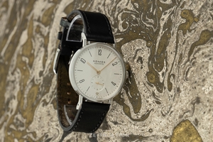 Nomos Tangente manual winding 101-S18