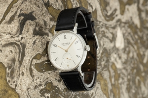 Nomos Tangente manual winding 101-S18