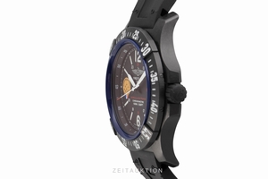 Breitling Skyracer quartz X74320