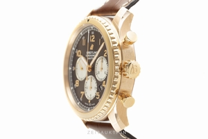 Breitling Navitimer chronograph 18 ct gold automatic Kal. B01 Ref. RB0117